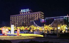 Yalu River Hotel Dandong